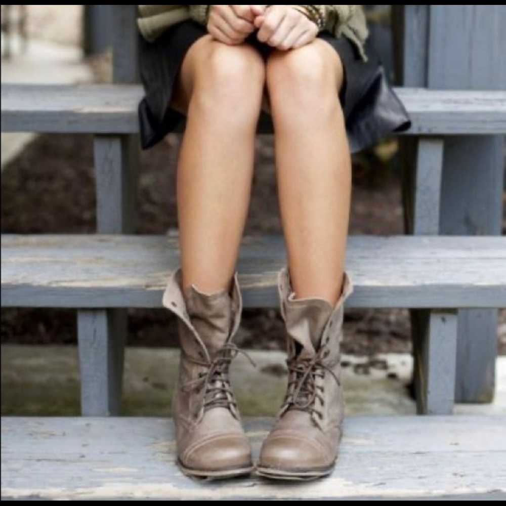Steve Madden Troopa Stone Combat Boots